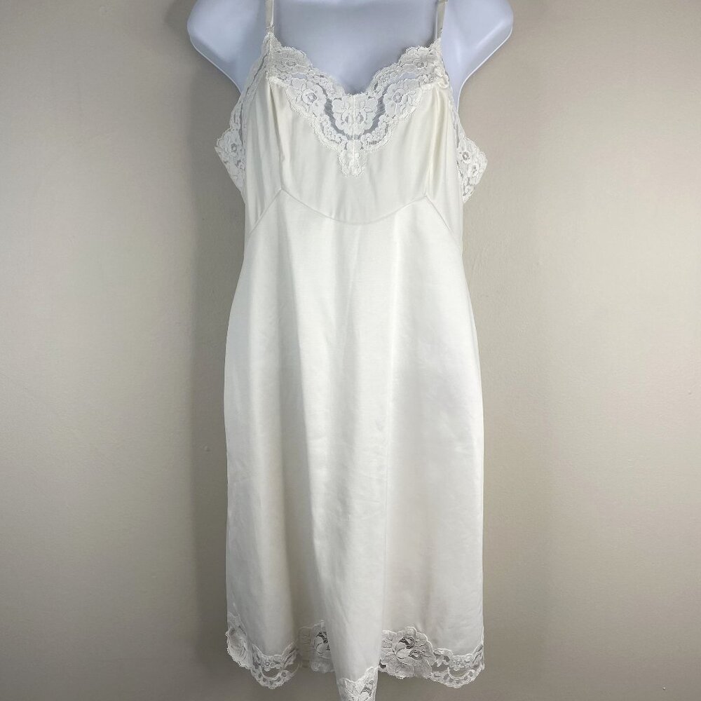 Vintage Vanity Fair Chemise Slip Lingerie 34 Ivory Lace Trim Classic Rockabilly